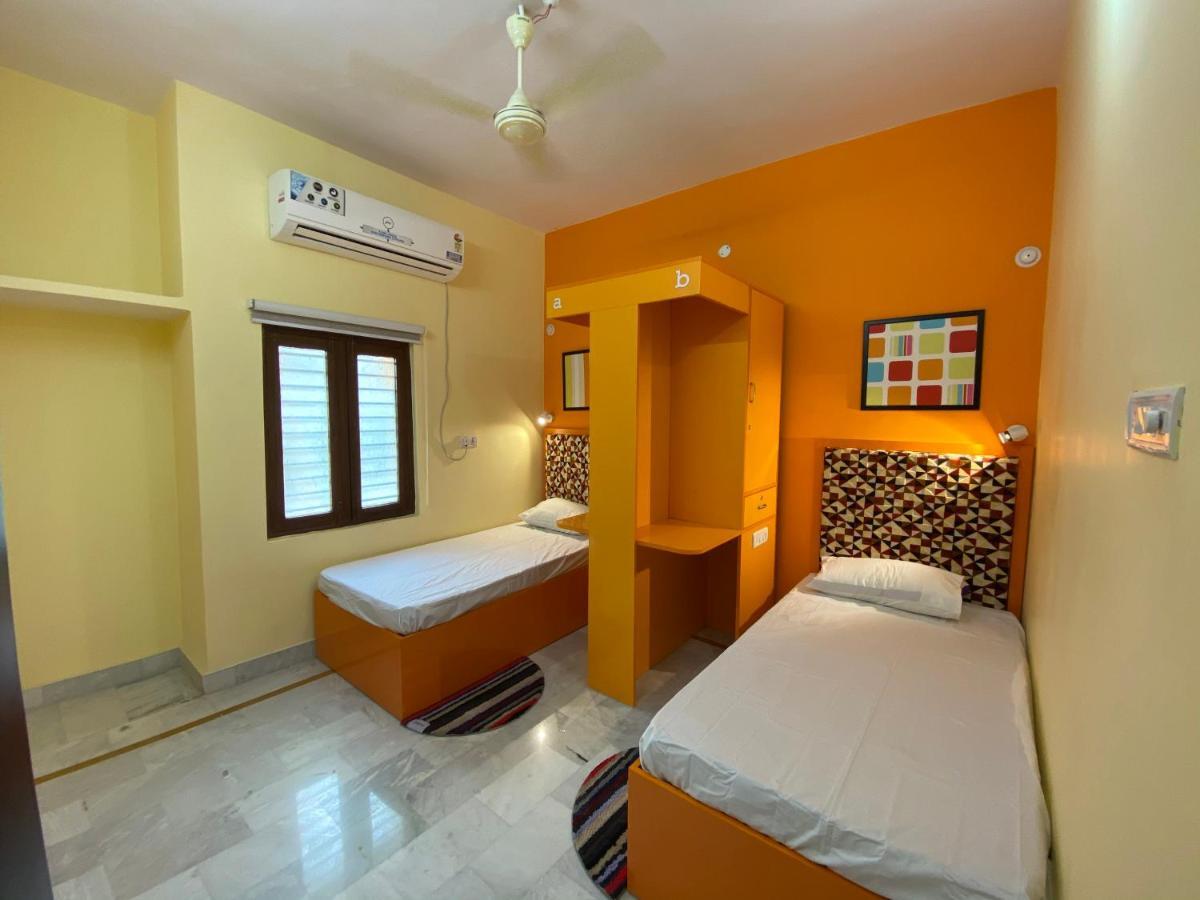 Backpackers Den Pansiyon Lucknow Dış mekan fotoğraf